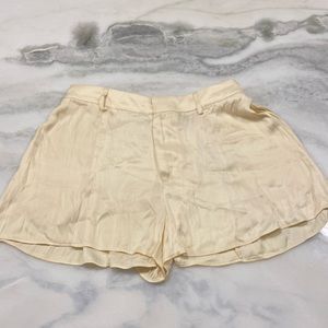 Flowy silky ivory shorts